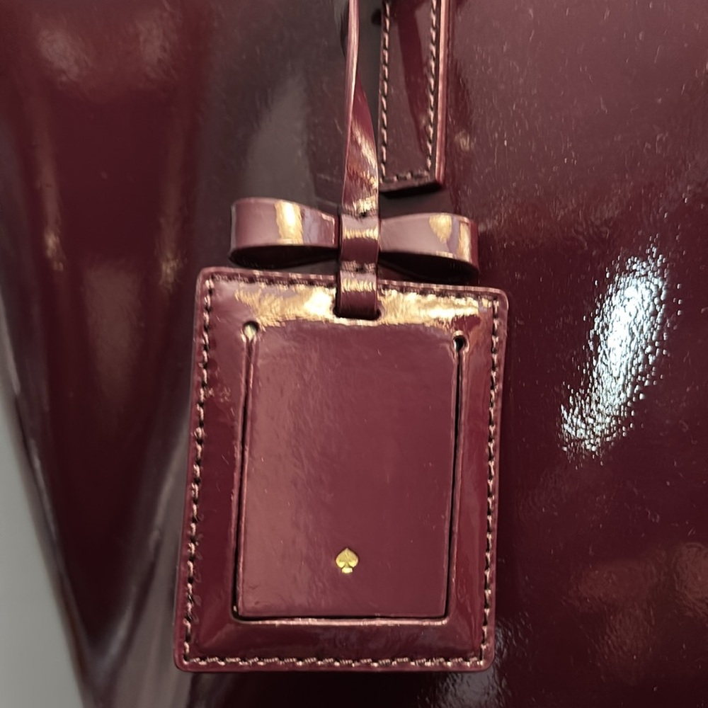 New w Dustbag Kate Spade Scalloped Wine Color Carrigan Tote Lily Avenue Patent - Picture 2 of 6